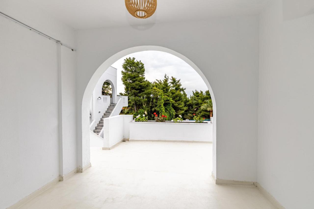 Theo Bungalows Boutique Hotel Kriopigi Extérieur photo
